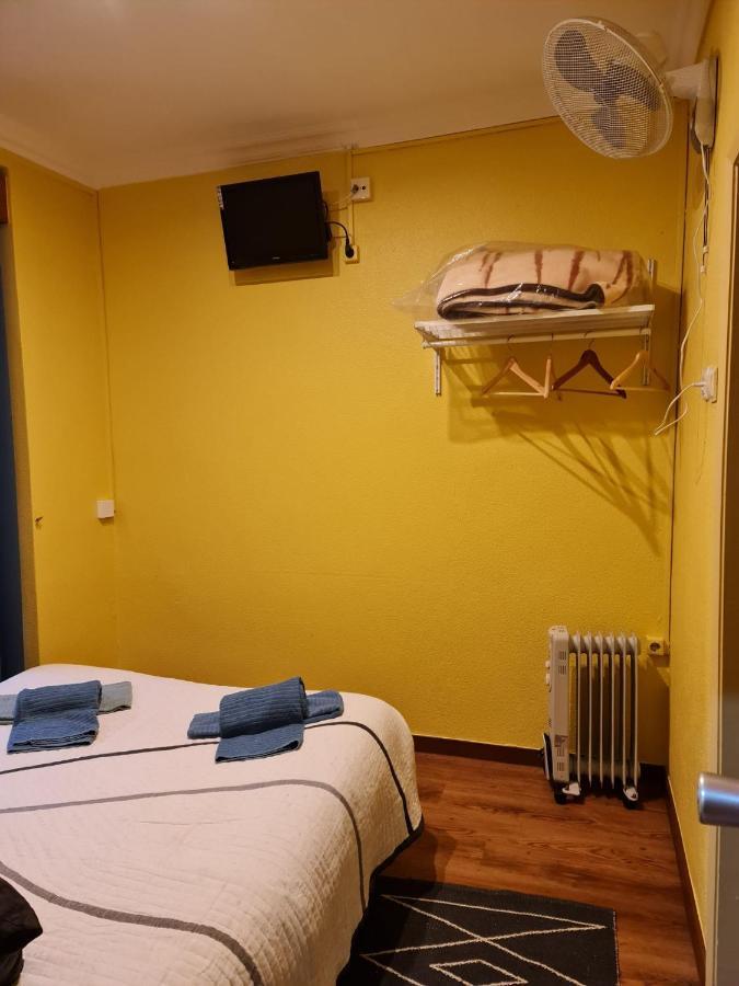 Pensao Residencial Flor Dos Cavaleiros Hotel Lisboa Екстериор снимка