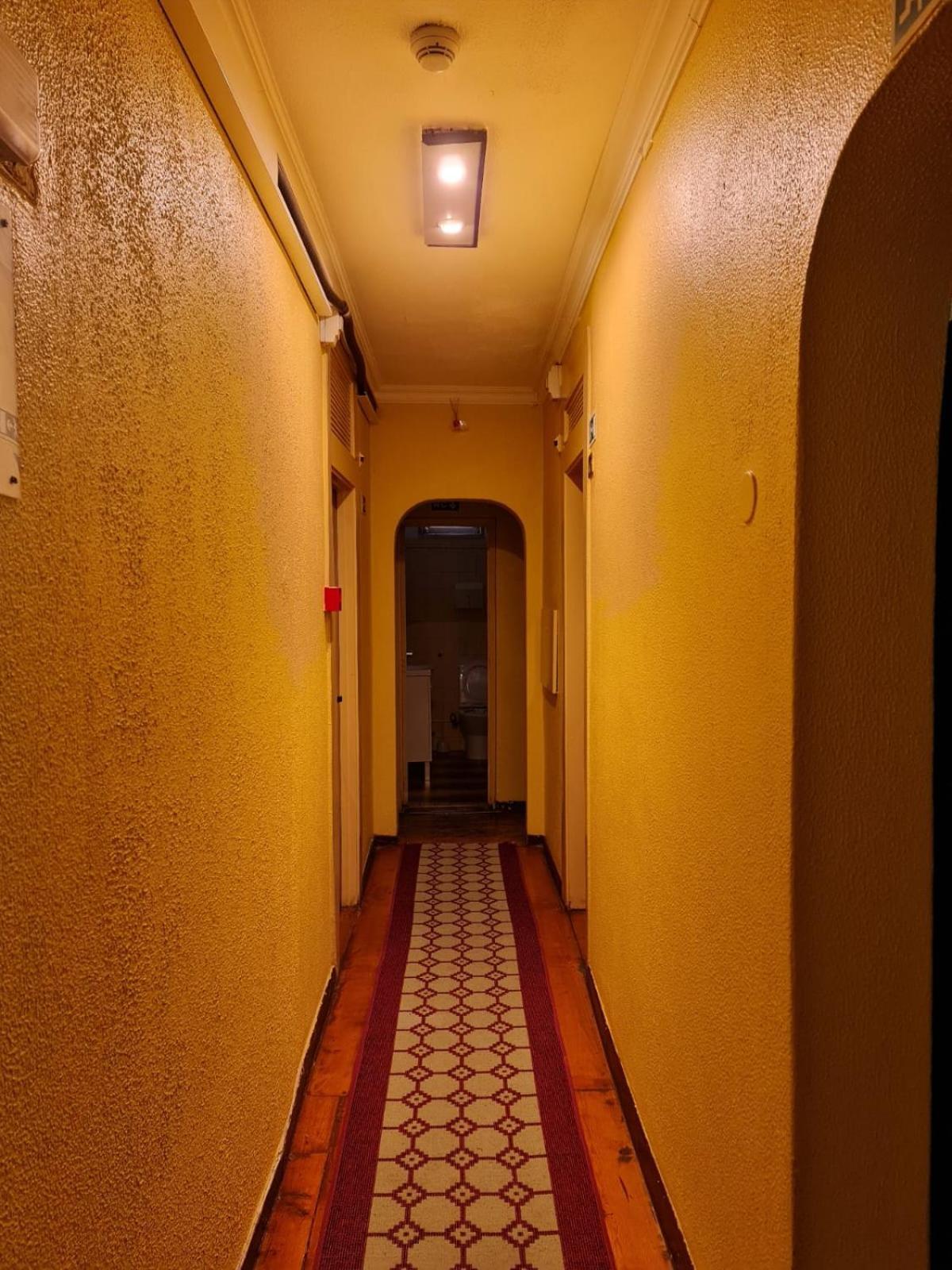 Pensao Residencial Flor Dos Cavaleiros Hotel Lisboa Екстериор снимка