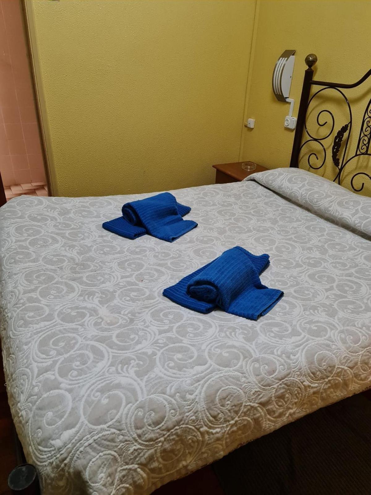 Pensao Residencial Flor Dos Cavaleiros Hotel Lisboa Екстериор снимка