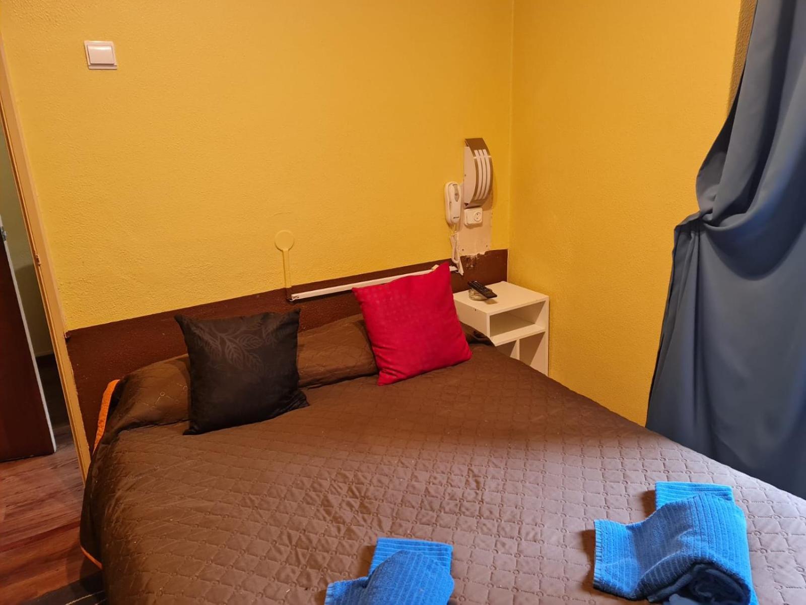 Pensao Residencial Flor Dos Cavaleiros Hotel Lisboa Екстериор снимка
